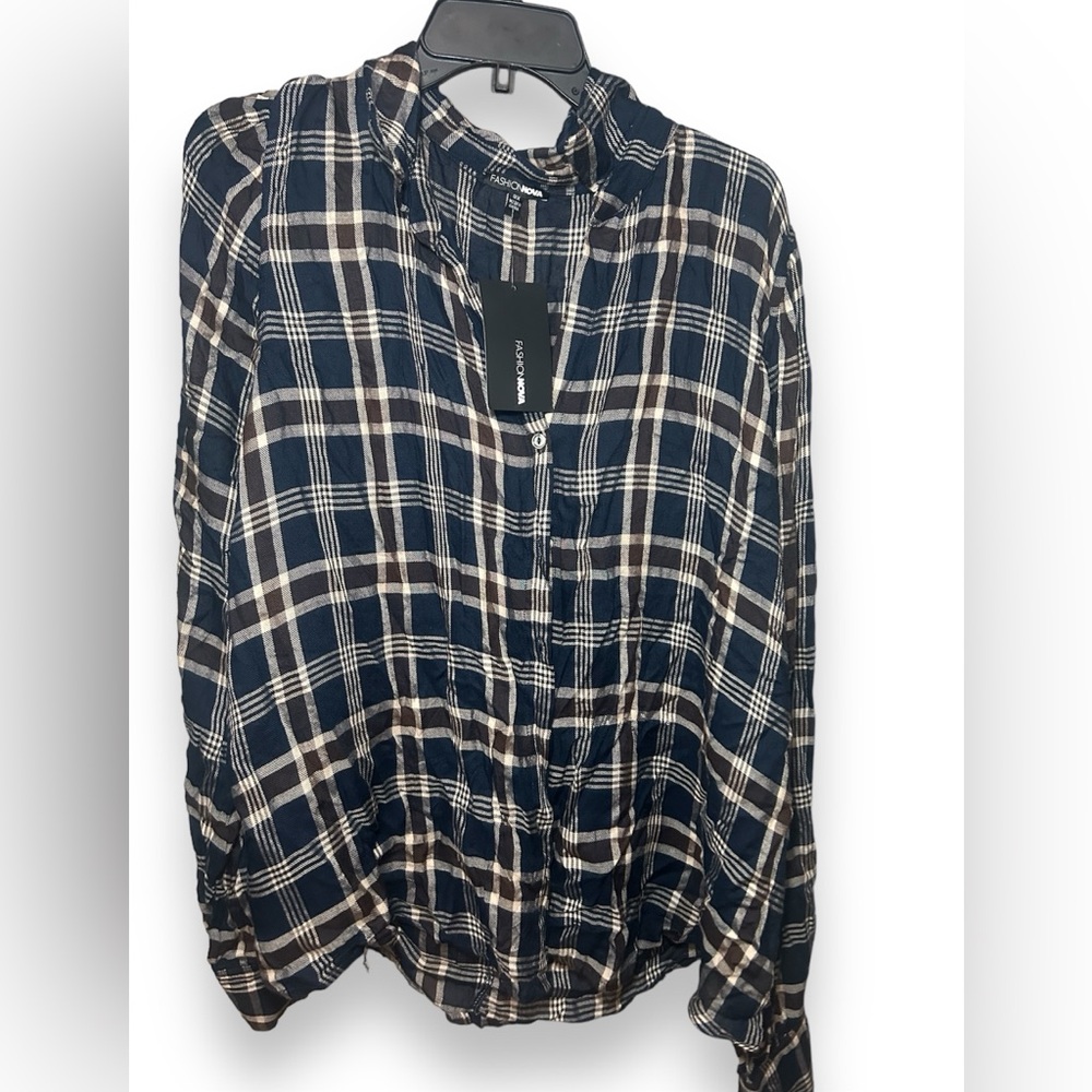 BRAND NEW FASHIONNOVA PLAID SHIRT SIZE 3 X